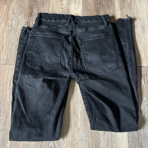 Good American Jean - Picture 3 of 4